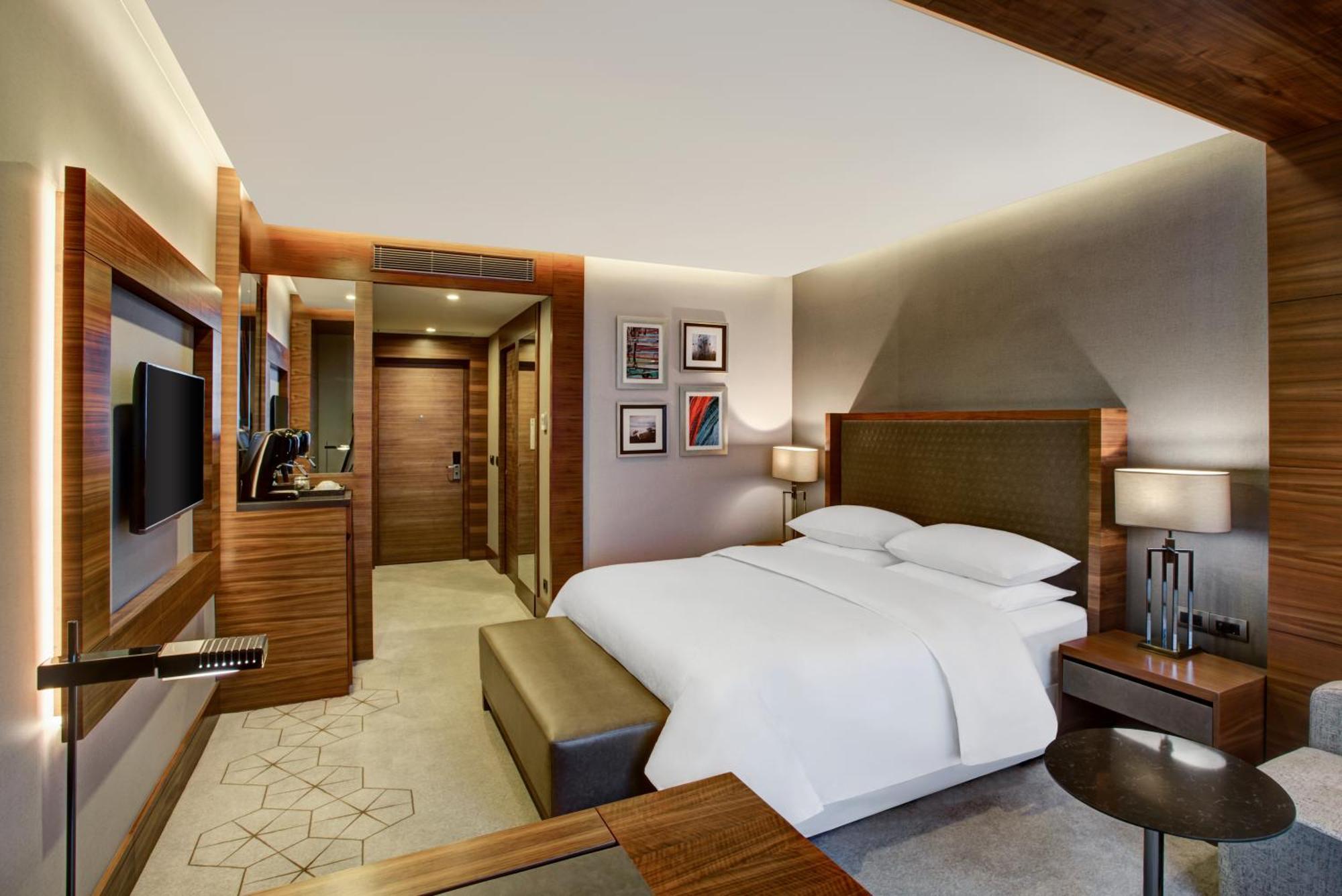 Sheraton Grand 5*