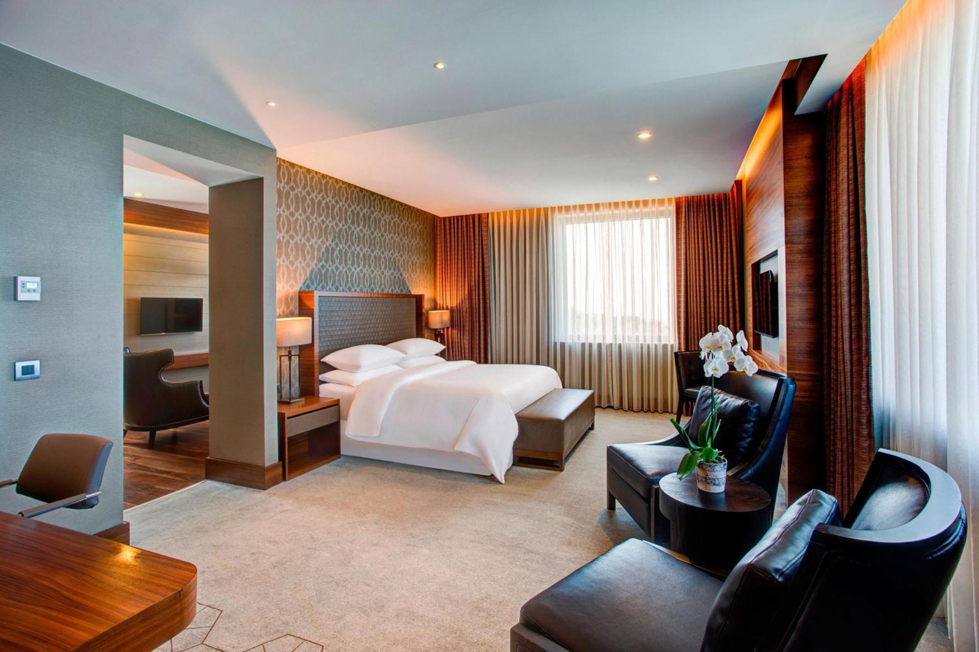 Sheraton Grand 5*